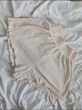 Light Blush Aerie Ruffle Hem Ribbed Shorts
